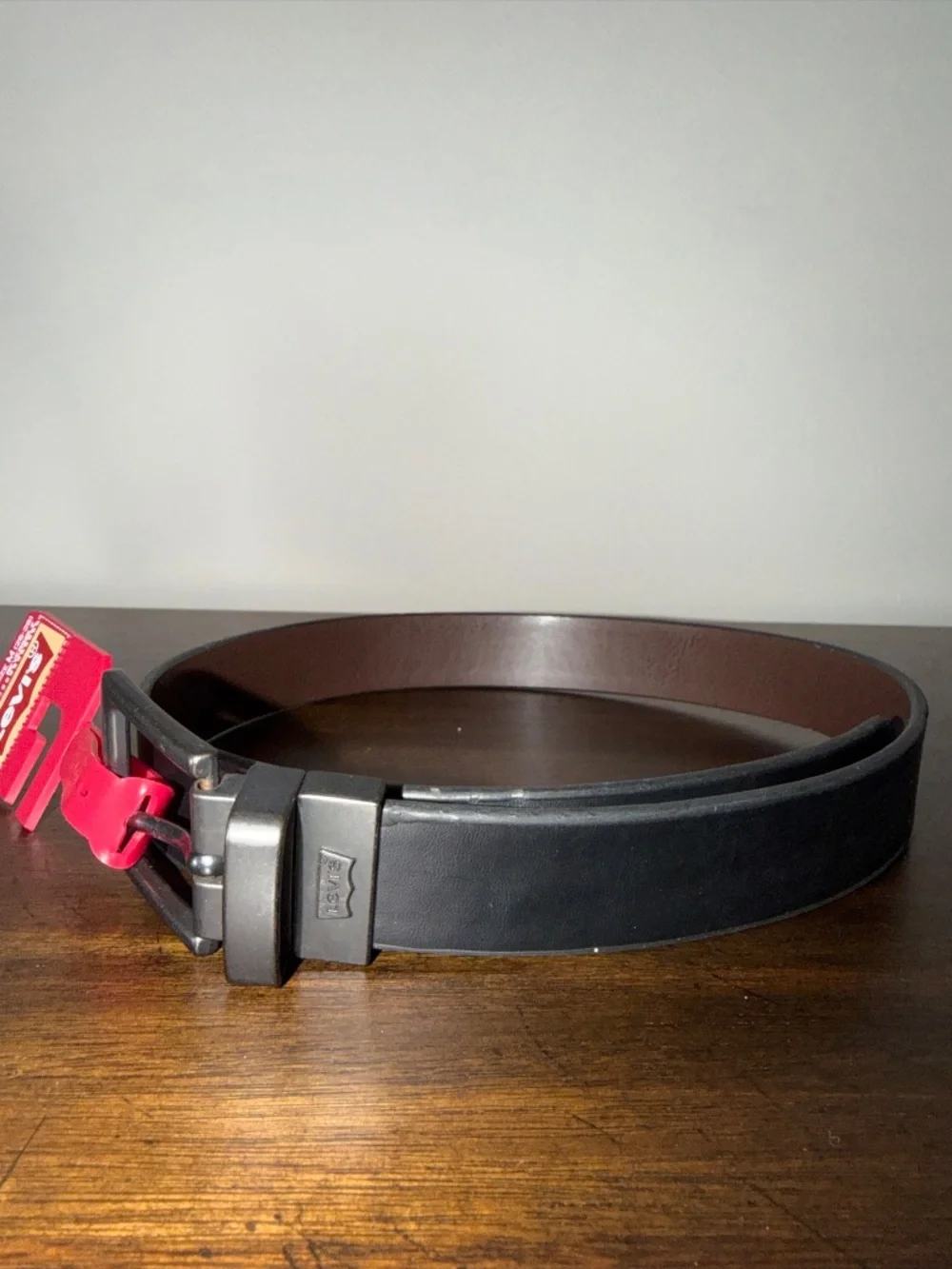 Levi’s Imitation Leather Reversible Black Brown Belt Youth Medium 26-28 NWT